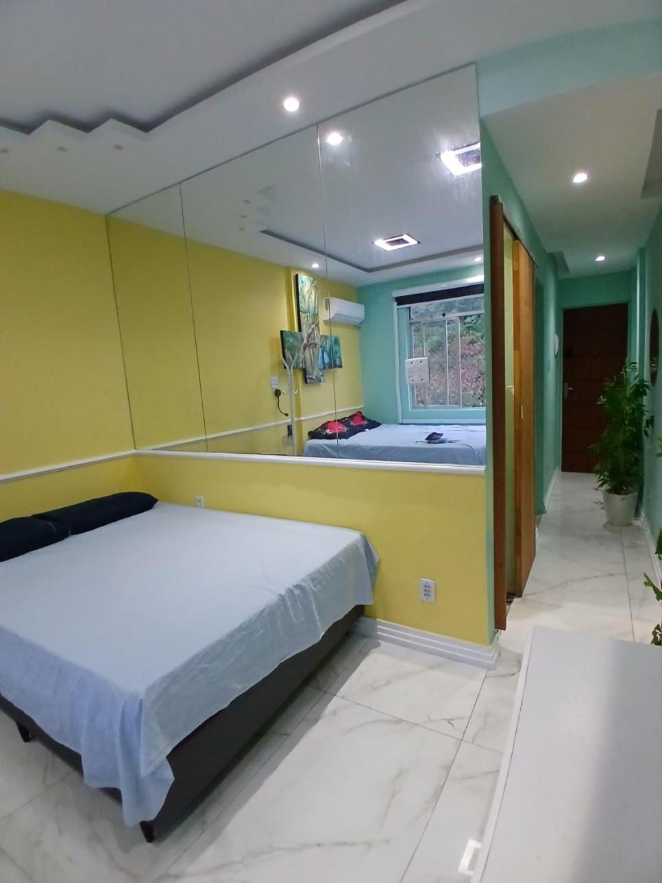 Copacabana Local, 5 Minutes Walk To Spot, Everything Near! Apartamento